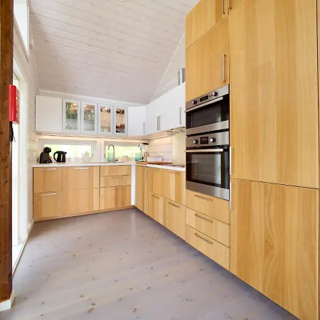 Eagle Bay Lofoten Chalet