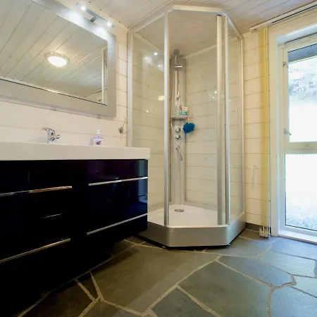 Eagle Bay Lofoten Chalet *