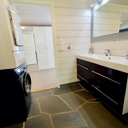 Eagle Bay Lofoten Chalet