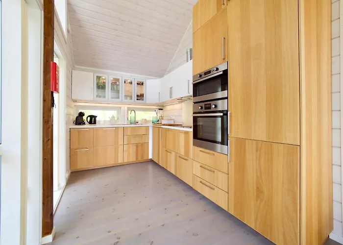 Eagle Bay Lofoten Chalet