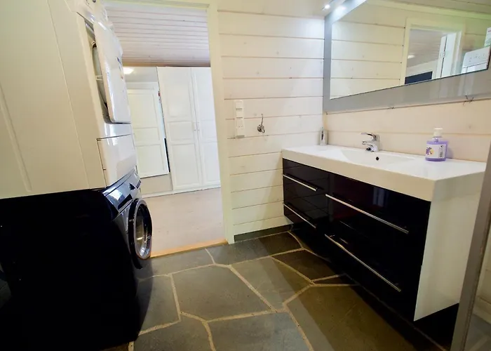 Eagle Bay Lofoten Chalet