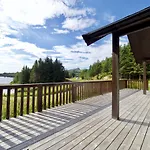 Eagle Bay Lofoten Chalet
